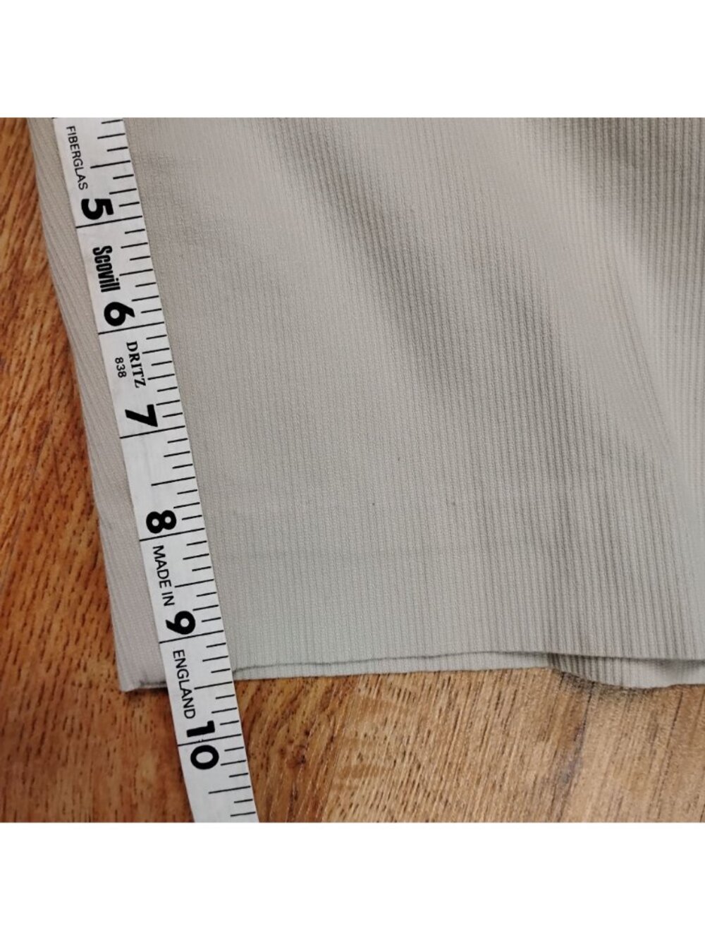 BANANA REPUBLIC Womens 6 Tan Cotton Stretch Bermuda Shorts 30 X 10 - Picture 5 of 7